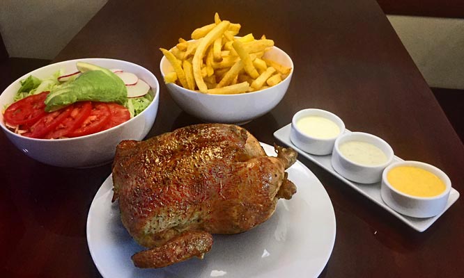 1 Pollo a la brasa, papa, ensalada y gaseosa de 1.5 L